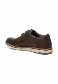 XTI Zapatos con cordones - brown