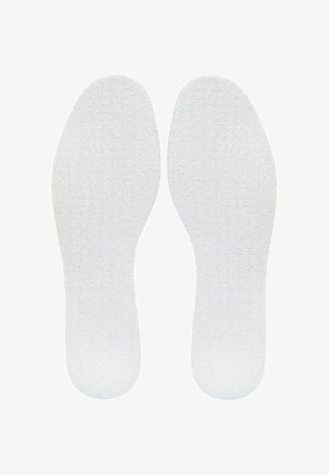 Two insoles in white, made of textured fabric. The contours match the shape of feet, featuring a smooth surface and rounded edges.