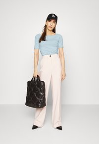 Modström TANSY - T-shirt básica - celestial blue