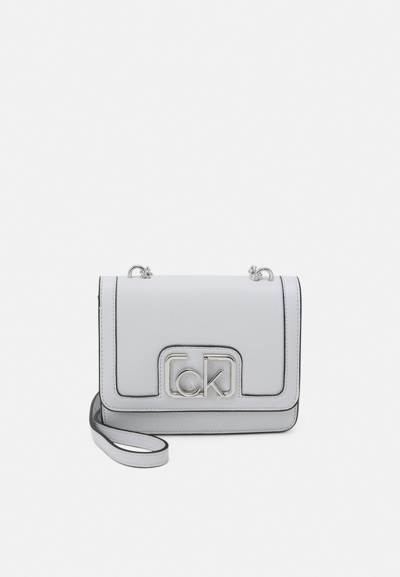 Calvin Klein FLAP SHOULDER BAG Across body bag grey Zalando.de