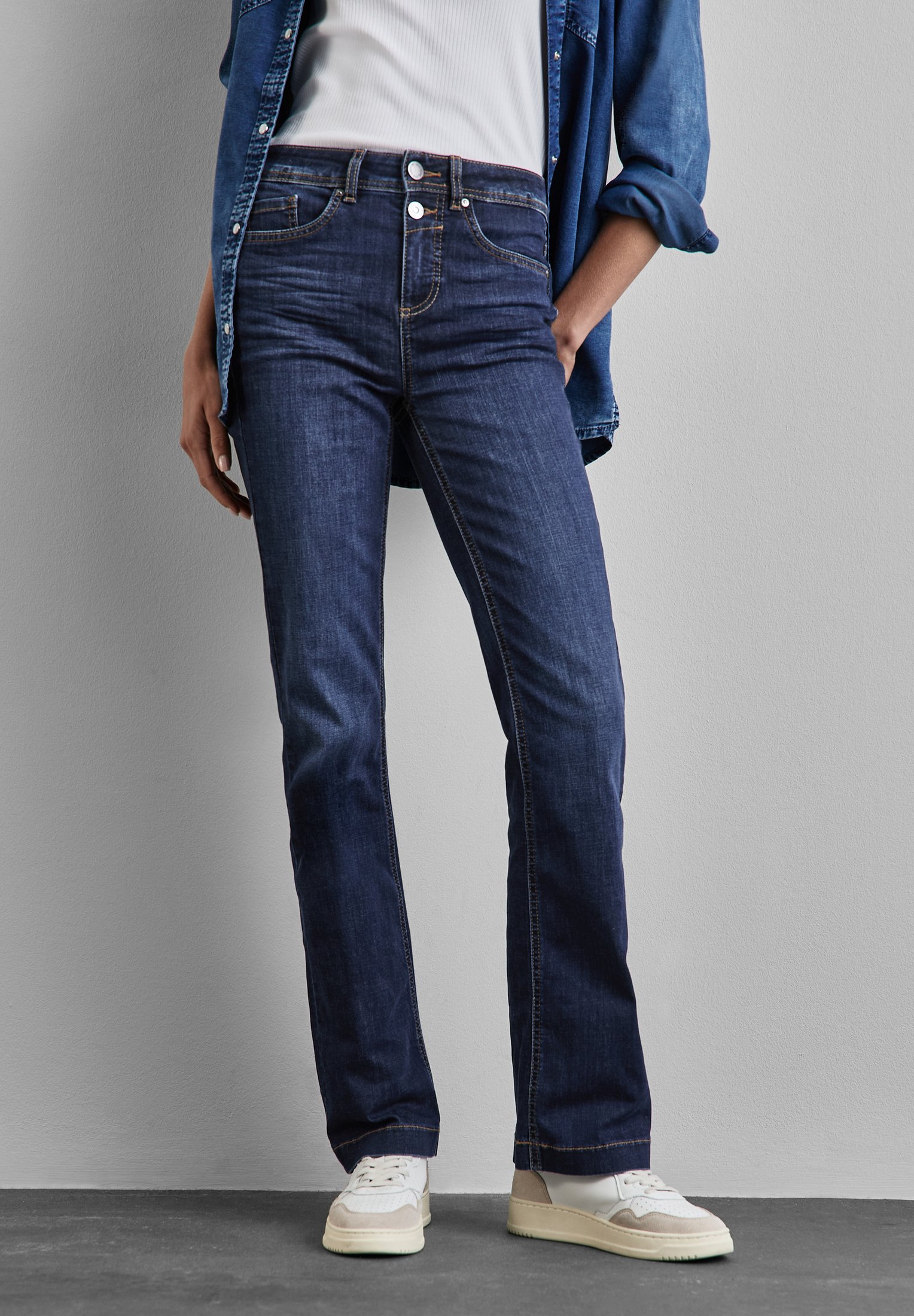Jeans Bootcut Donna Street One, Vita Alta, Grigio Chiaro, Tessuto Elastico, Vestibilità Slim - 2