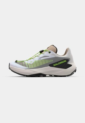 Salomon GENESIS - Laufschuh Trail - white/oxford tan/green gecko
