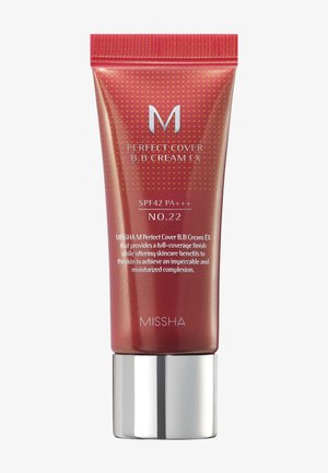 Tube van Missha Perfect Cover B.B Cream EX SPF42 PA+++, tint nr. 22, met rode en gouden verpakking en zilverkleurige dop.