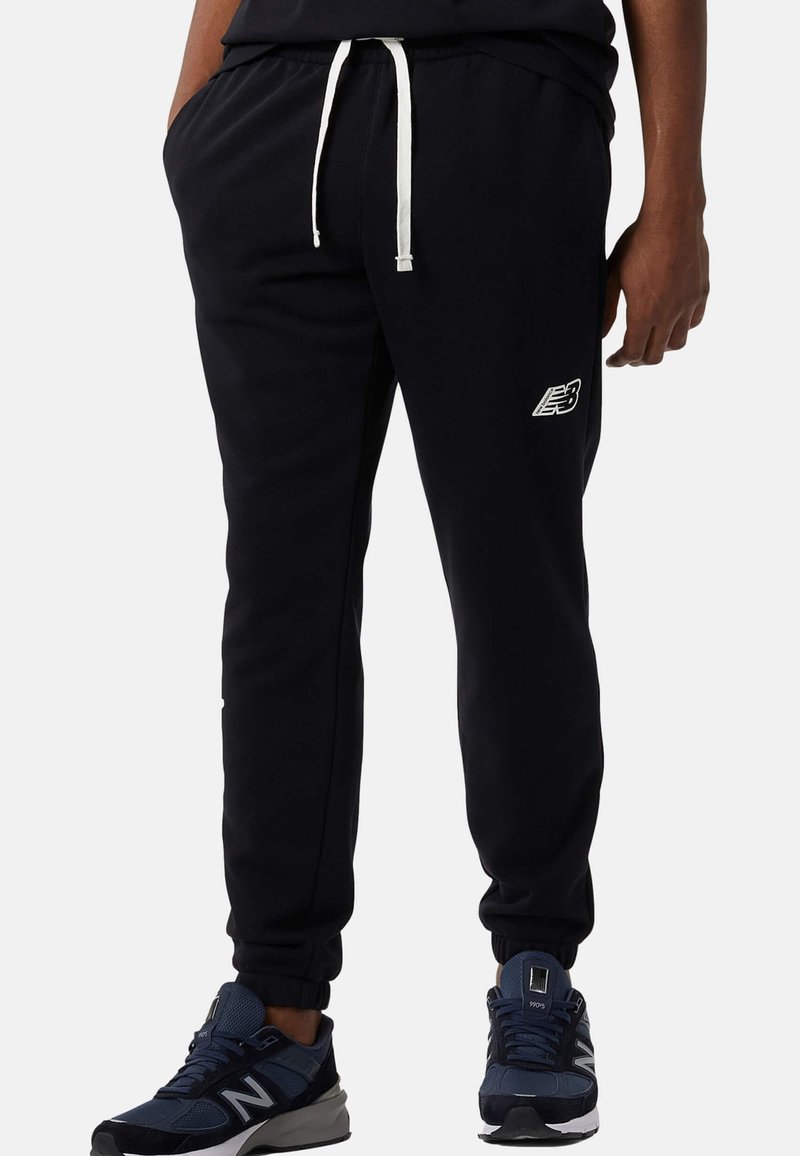 New Balance Tracksuit bottoms black Zalando.ie