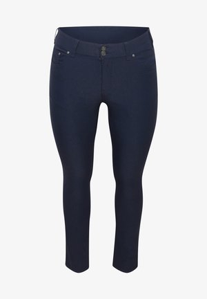 Tmavomodré elastické džínsy s priliehavým strihom, dvoma prednými vreckami, zipsom a dvojitým zapínaním na gombíky. Hladká textúra s minimálnym zdobením.