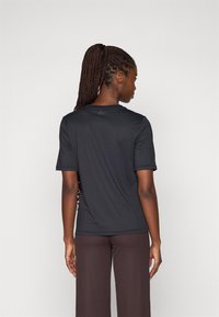 ONLY Play ONPJINTO ON TRAIN TEE - T-shirt basic - black
