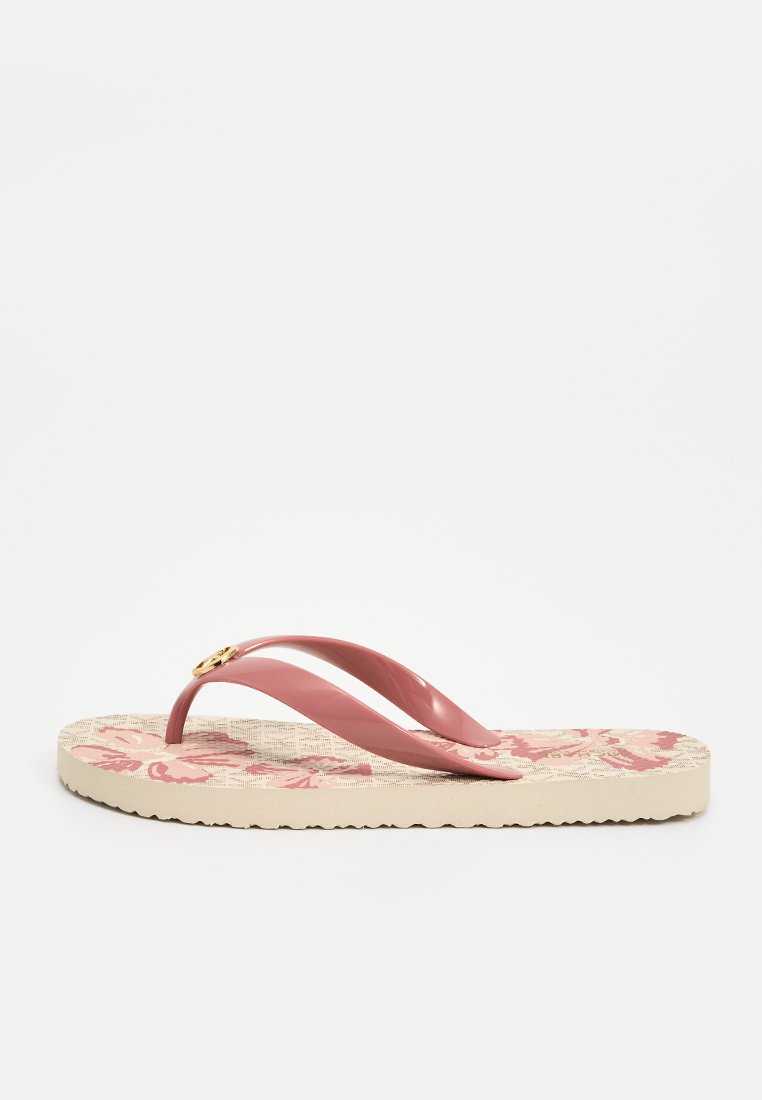 Flip-Flops mit einer beigen strukturierten Sohle, die ein florales Muster in Pink aufweist. Die Riemen sind glänzend pink mit einem goldenen Akzent.