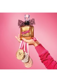 Juicy Couture LA JUICY GOLD COUTURE EAU DE PARFUM SPRAY - Eau de parfum