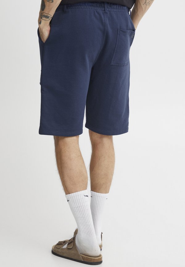 PRKARLSEN LOOSE FIT - Shorts2