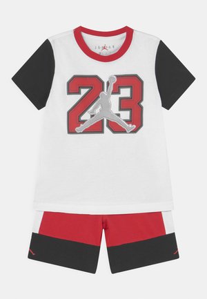 BOX OUT SET - T-shirt imprimé - gym red