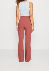 ONLY Tygbyxor - brown