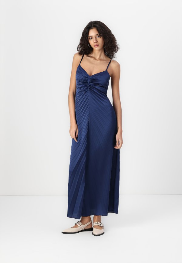 The A&F Giselle Sunburst Pleated Maxi Dress - Cocktail dress / Party dress