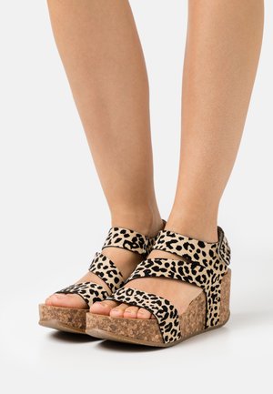 VEGAN LEELEE - Platform sandals - natural