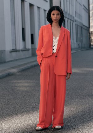 Next, REGULAR FIT - WIDE LEG TROUSERS . - Pantalones - red