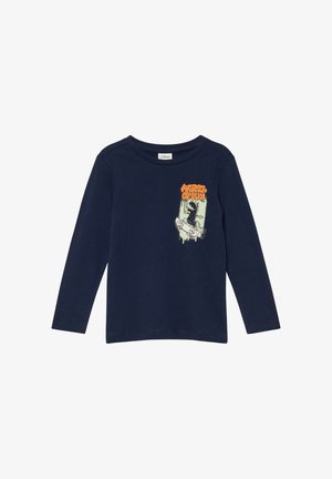 Dunkelblaues Langarmshirt mit Grafik eines Cartoon-Monsters, das ein Auto hält, und dem Text "Meister des Spaßes" in Orange auf der linken Brust.