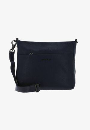 Sac bandoulière en cuir navy avec surface texturée, sangle réglable, poche zippée sur le devant et logo de la marque en relief sur le devant.