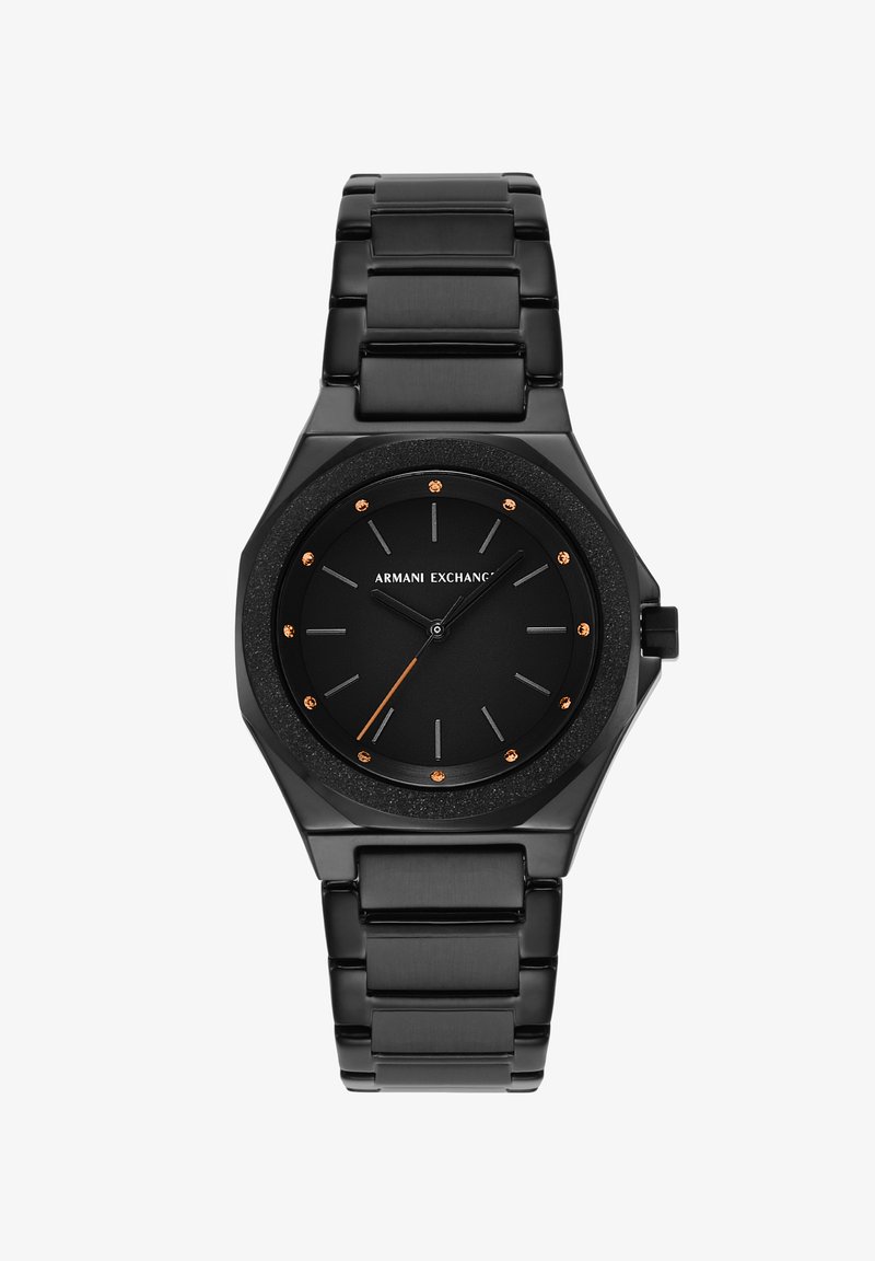 Montre-bracelet Armani Exchange en acier inoxydable noir avec cadran noir, accents orange, marqueurs minimalistes et bracelet à maillons.