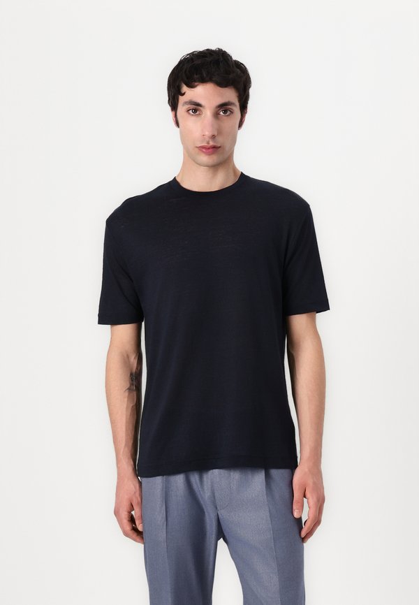 GILBERD - Basic T-shirt