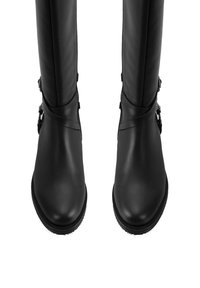 Bottes noires en cuir montant jusqu'au genou avec une finition lisse, des boucles décoratives et un design à bout rond. Semelle texturée pour l'adhérence et la durabilité.