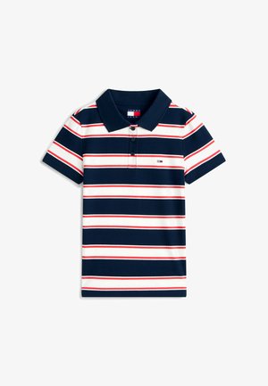 Marineblå, hvid og rød kortærmet polo med vandrette striber, tre sorte knapper og lille logo på brystet.