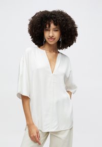 DAY Birger et Mikkelsen CAI ICE BLEACHED  - Relaxed fit -farkut - ice bleached denim