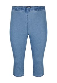 Pantalones capri de mezclilla en azul claro con una cintura elástica, textura suave y largo hasta media pantorrilla, sin herrajes ni adornos visibles.