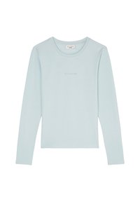 Vaaleansinisestä pehmeästä kankaasta valmistettu pitkähihaisen T-paita, jossa on pyöreä pääntie ja etupuolella hillitty logo.