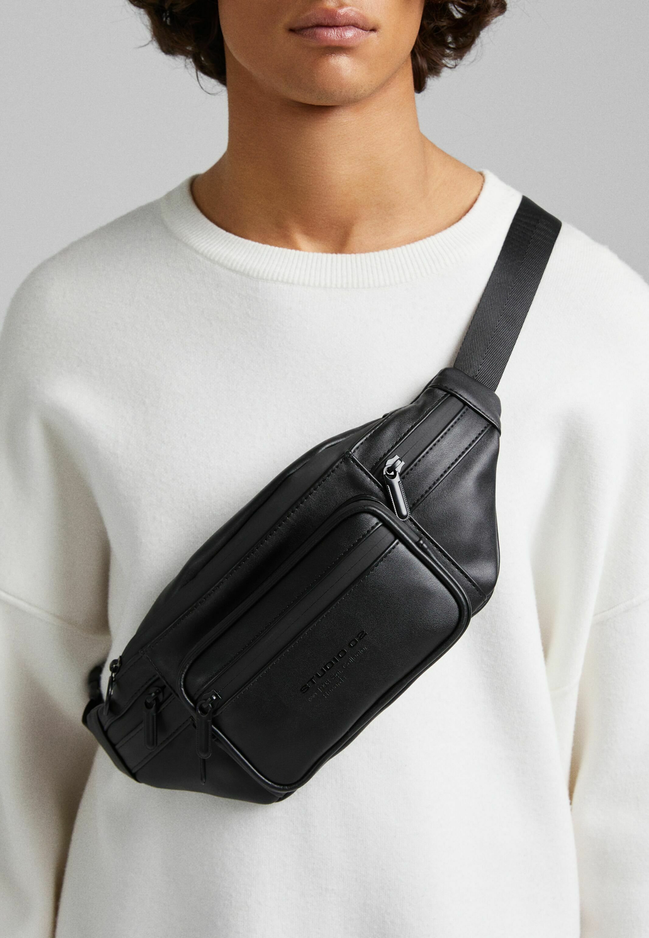 Bershka MIT REISSVERSCHLÜSSEN - Marsupio - black/nero - Zalando.it
