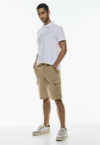 Street One MEN Shorts - braun