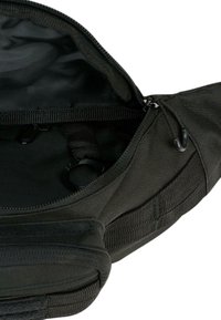 Brandit MOLLE - Övtáska - black