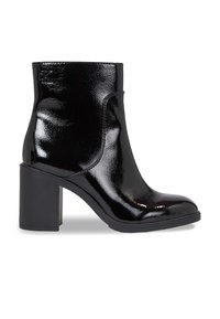 Stivaletti neri in vernice con finitura lucida, punta rotonda, dettaglio elastico laterale e tacco largo. Presenta il logo sulla gamba.