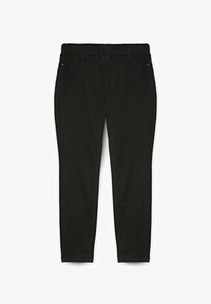 Czarne dżinsy z elastycznym paskiem w talii. Prosta nogawka, minimalne przeszycia i brak widocznych kieszeni oraz detali metalowych.