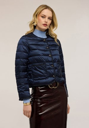 CON PASSAMANERIA - Übergangsjacke - blu