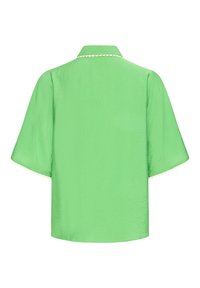 Cămașă verde deschis cu mâneci scurte, tiv drept și dantelă albă pe marginea gulerului și a mânecilor, văzută din spate.