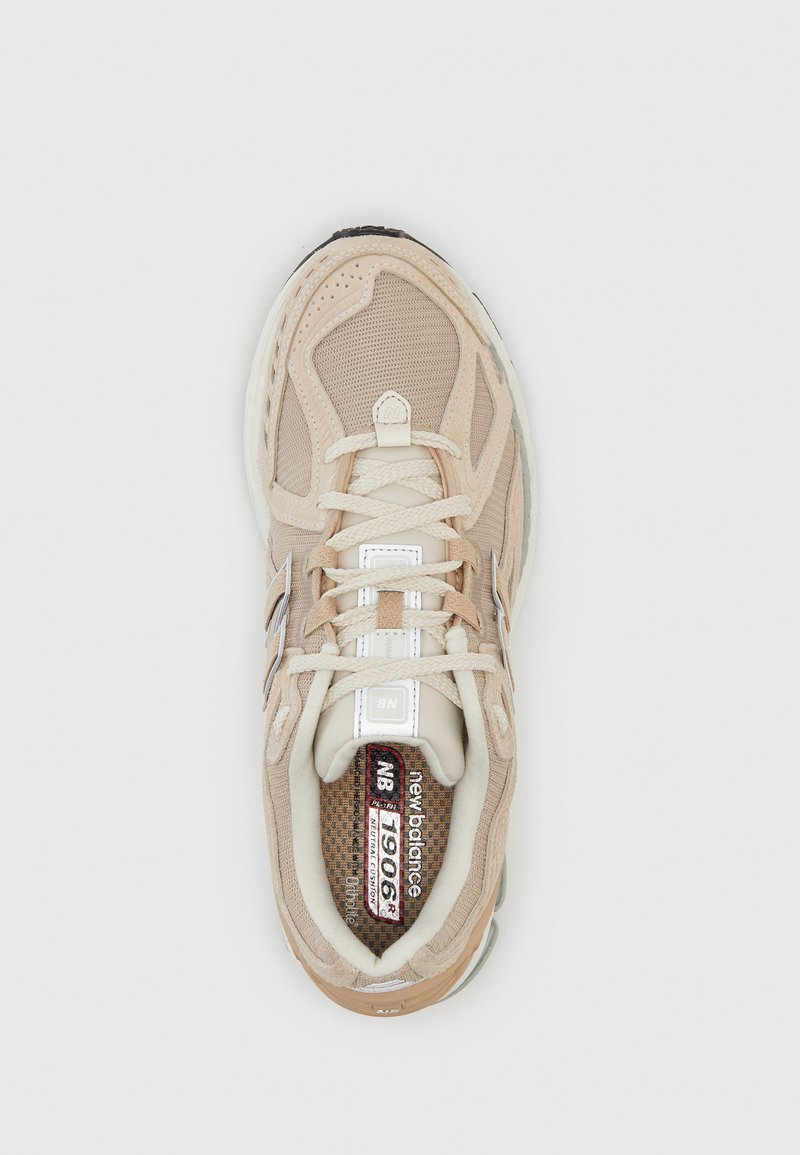 New Balance M1906REU UNISEX - Sneaker low - grey/beige - Zalando.de