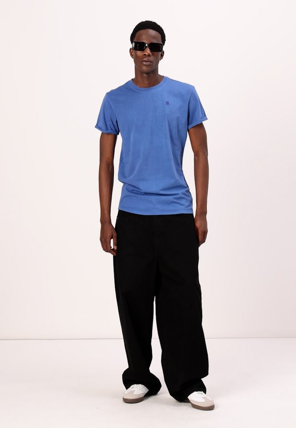 LASH - Basic T-shirt - pilot2