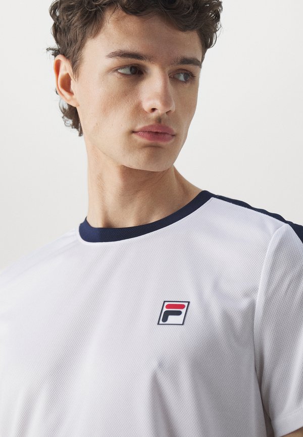 ELIAS - Sports T-shirt2