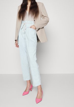 Relaxed fit jeans - light blue