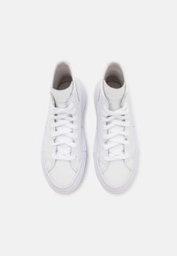Converse CHUCK TAYLOR ALL STAR CRUISE  - Zapatillas altas - white/pale putty