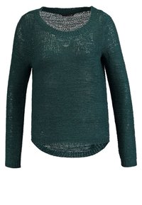 Ciemnozielony sweter dzianinowy z długimi rękawami, okrągłym dekoltem i luźnym krojem. Posiada teksturowany wzór i lekko zaokrąglony dół.