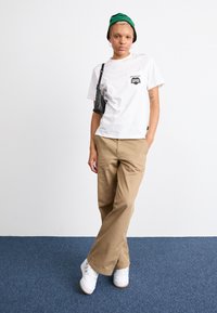 adidas Originals FORUM BOLD STRIPES - Trainers - footwear white/core black