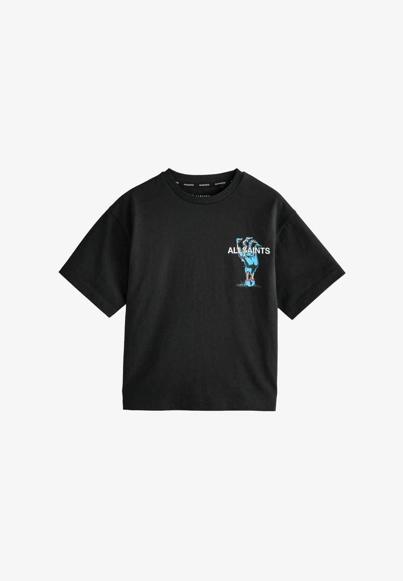 Juodas medvilnės marškinėliai trumpomis rankovėmis, su mėlynu grafiniu dizainu ir tekstu "ALLSAINTS" kairėje krūtinės pusėje. Klasikinis apvalus kaklas.