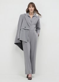 Calliope SCOLLO A V  A RIGHE - Hemdbluse - var grigio fumo