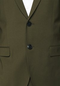 HUGO ARTI HESTEN - Fato - dark green