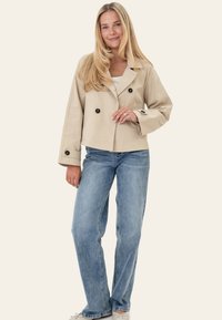 Non sélectionné, beige