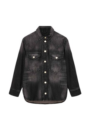 Melna džinsa jaka ar pogām aizdari, divām krūšu kabatām un norādītu jostu dizainu. Iezīmē sudraba pogas un garas piedurknes.