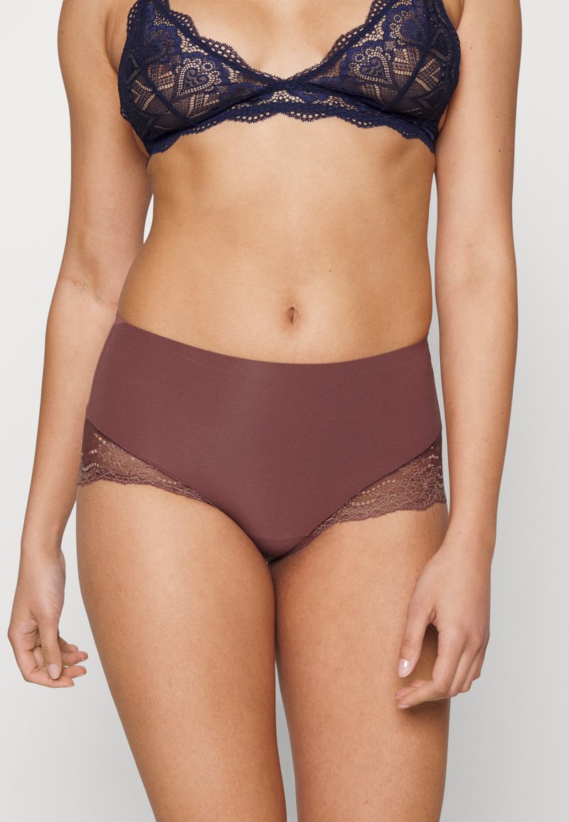 Spanx SPANXSUPERSMOOTH™ UNDIE-TECTABLE® LACE HI-HIPSTER - Calças - cocoa rose