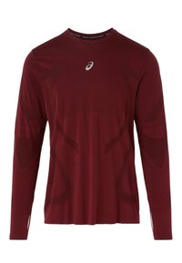 Bordeauxfarbendes, langärmliges Sportshirt mit strukturiertem Finish, das ein kleines Logo und Gestaltungsmuster auf der Vorderseite und den Ärmeln aufweist.