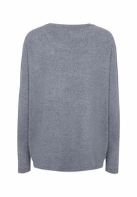 Haut à manches longues gris en tissu texturé, avec une coupe décontractée et un décolleté large, de couleur unie et sans détails supplémentaires.