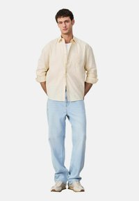 Geselecteerd, bleach denim